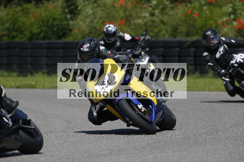 /Archiv-2024/29 12.06.2024 MOTO.CH Track Day ADR/Gruppe rot/54